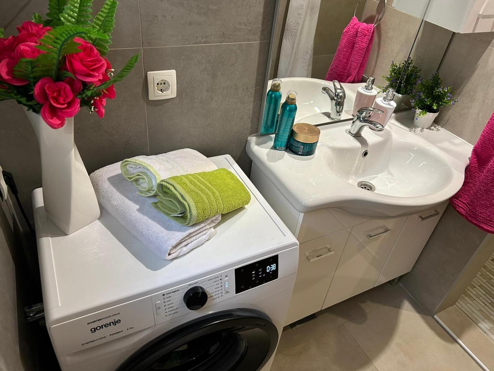 Apartment Blanca With Jacuzzi,Terase And Private Parking Каштела Екстер'єр фото